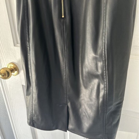 NEW WITH TAGS**CALVIN KLEIN**SUPER SOFT **BLACK*SHEATH DRESS*SIZE 6 - Picture 8 of 12